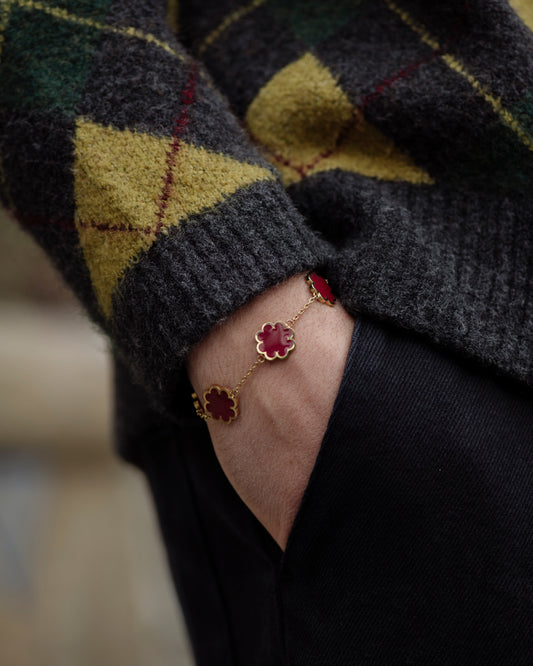 Emblem Bracelet (Rouge Edition) - MINAY